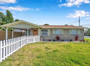 8900 Southern Comfort Dr, Largo, FL 33773