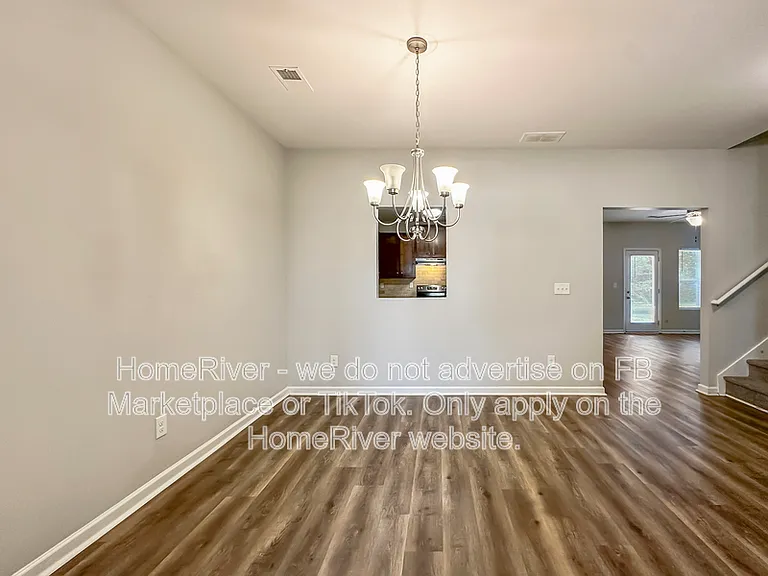 230 Daisy Cir — Photo 7