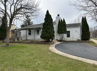 51 W Harrison Rd, Lombard, IL 60148