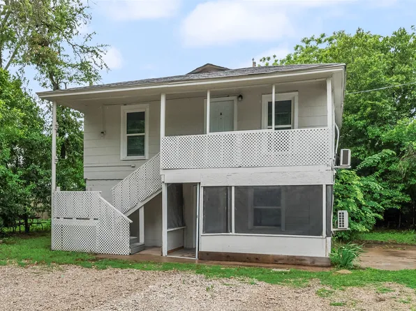 821 Bond St, Fort Worth, TX 76114