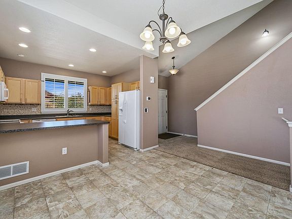 5th image of 11431 Cherryvale St