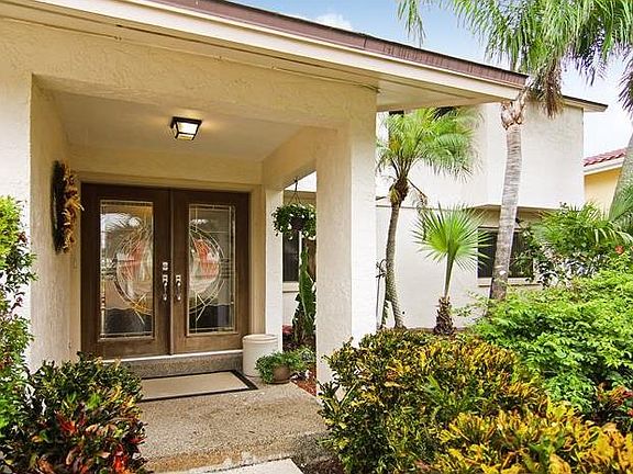 4th image of 3121 Tiffany Dr