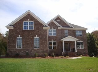 3071 Twin Lakes Dr, Matthews, NC 28104