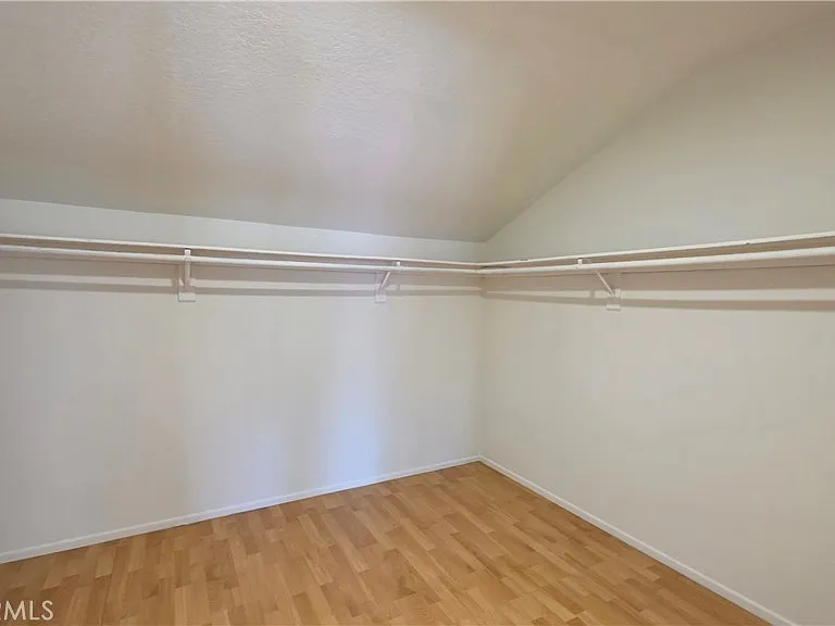 335 Eola Dr — Photo 18