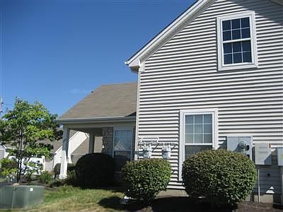 3rd image of 238 Broadleaf Cir