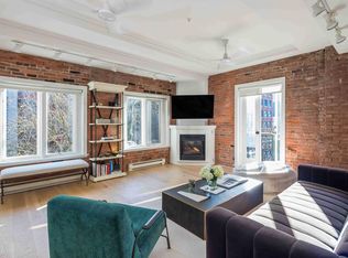 141 Water St #503, Vancouver, BC V6B 1A7