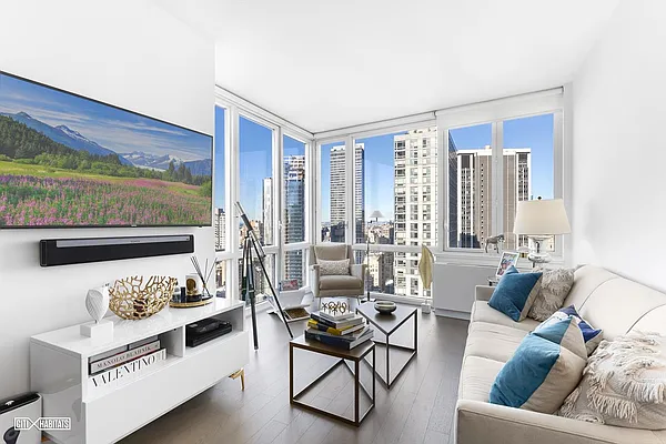 Rented by Citi Habitats | media 16
