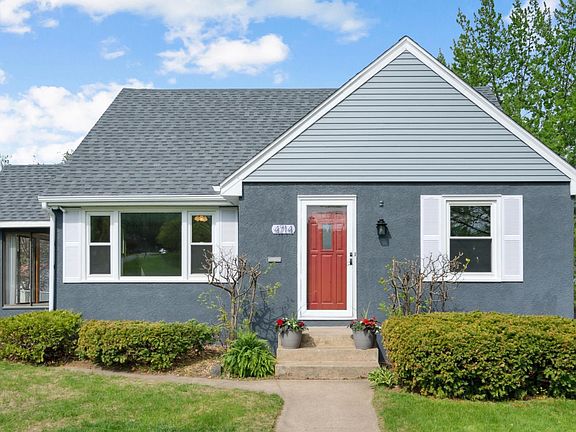 2nd image of 4714 7th St NE