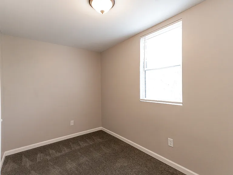 8 Enfield St #1 — Photo 24