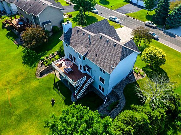2nd image of 1716 Commonwealth Dr