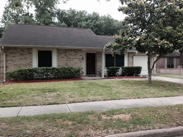 17307 Nordway Dr