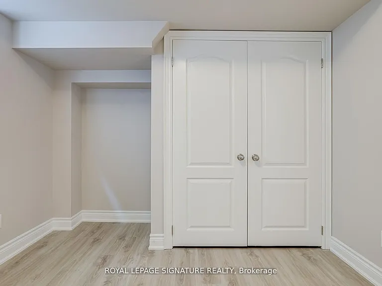 16 Dancing Waters Rd #BASEMENT — Photo 22