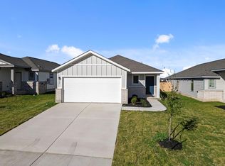 129 Hatari Trl, Jarrell, TX 76537