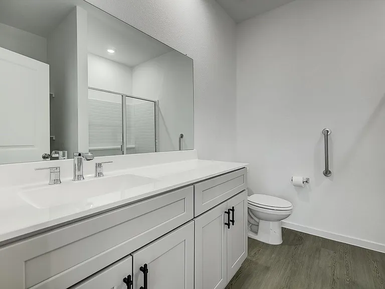 519 Louis Ln — Photo 18