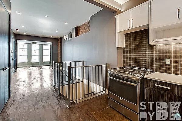 1st image of 441 Franklin Ave #1F