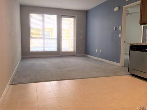 3rd image of 21301 Erwin St Unit 448