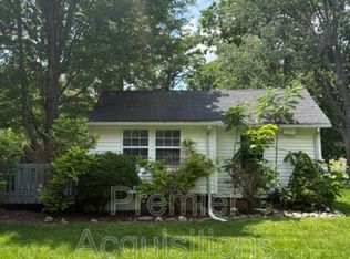 2108 Fernwood Pl, Alton, IL 62002