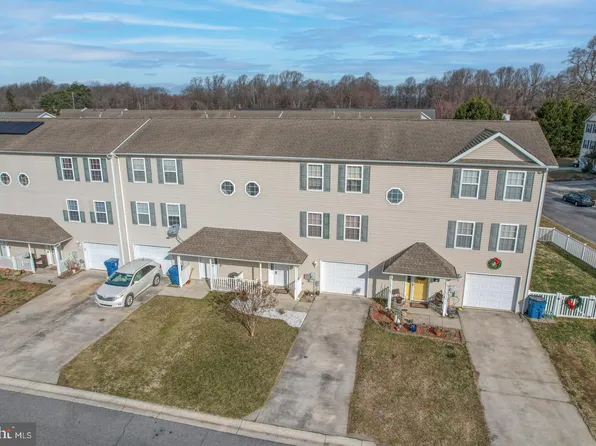 118 Downey Oak Cir, Camden Wyoming, DE 19934