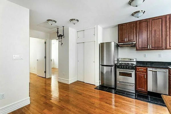 Rented by Living New York | media 9