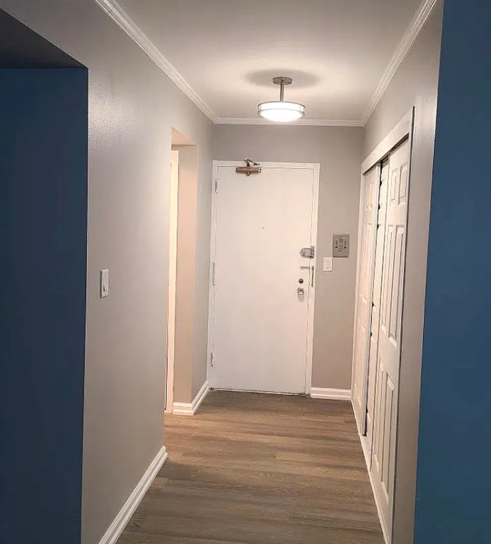 Studio, $1,975 — Photo 2