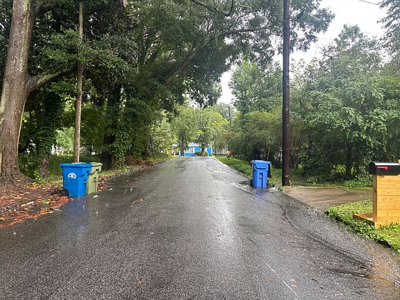 5th image of 2618 Hood Ave NW