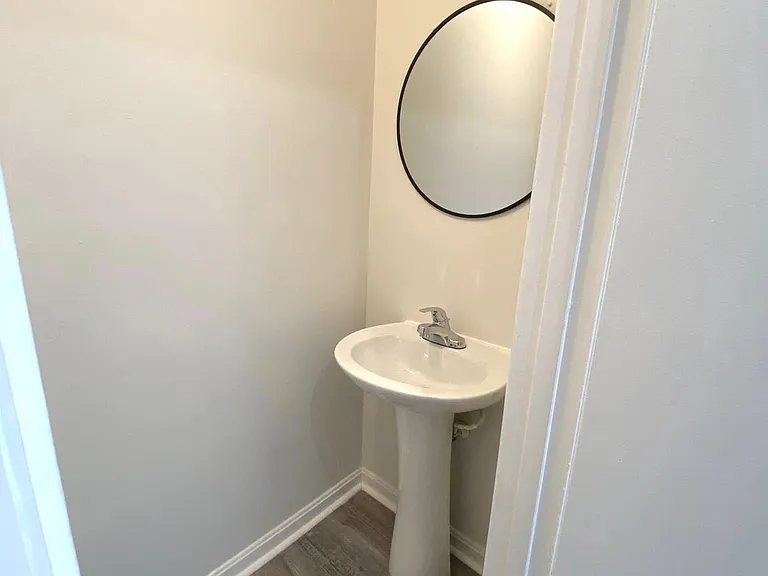 15947 Dorset Rd #188 — Photo 8