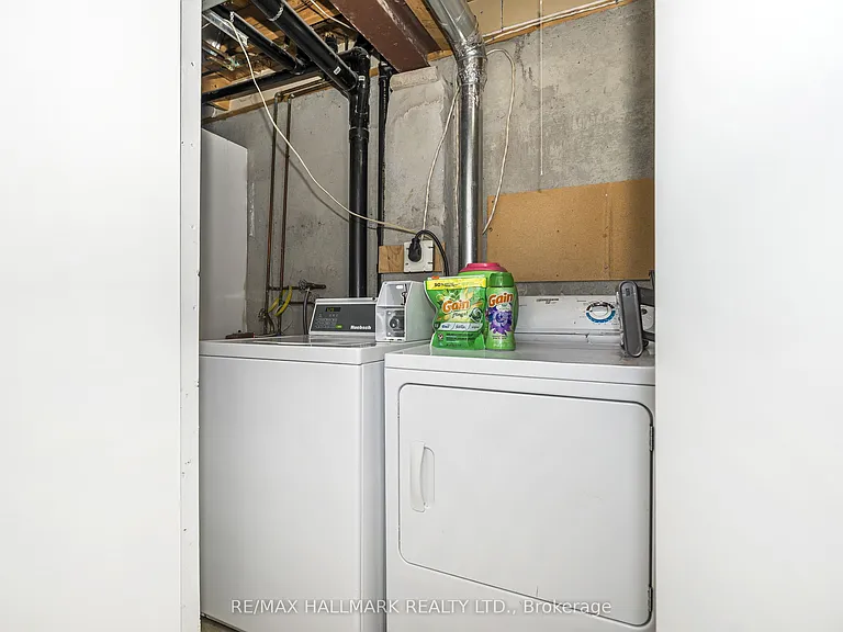 125 Viella St — Photo 17