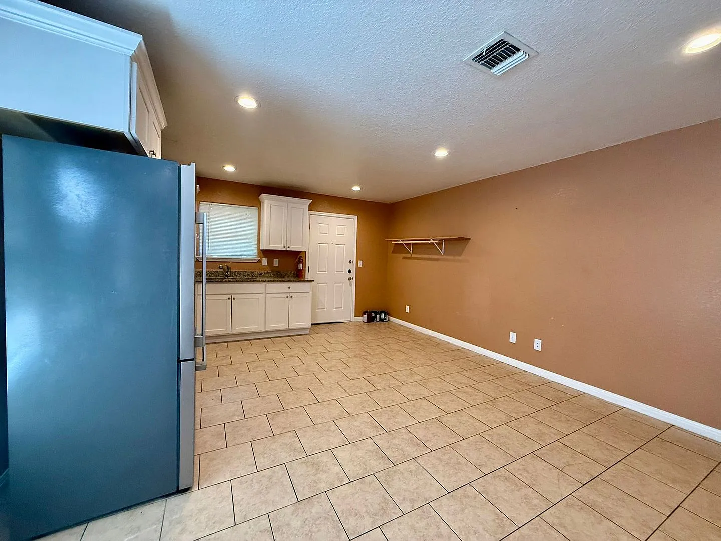 For Rent - 3107 W Travis St , San Antonio, Texas 78207 — Photo 4