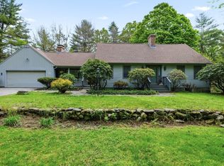 591 Kennedy Rd, Leeds, MA 01053