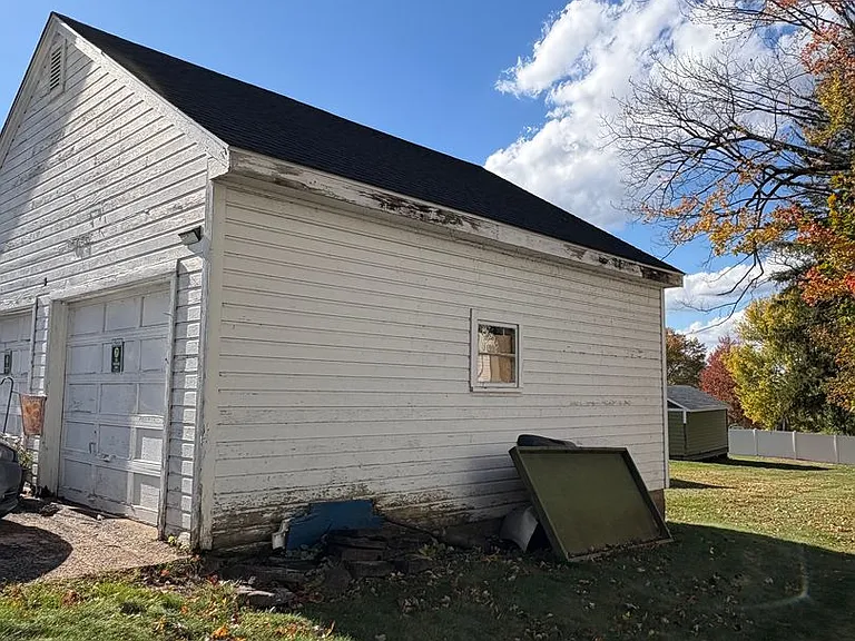 548 Main Street - Rainbow Pod — Photo 28