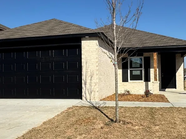 8300 Eastwood Creek Dr, North Little Rock, AR 72113