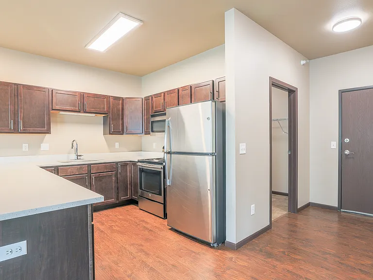 Timber Creek Apartments — Photo 8