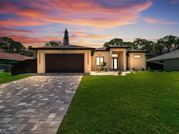 2012 Robert Ave, Alva, FL 33920