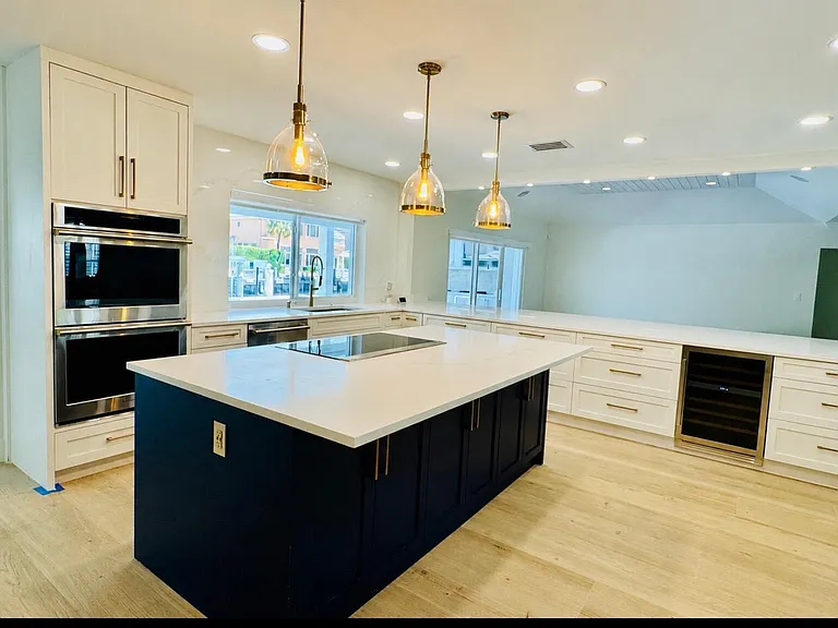 885 Nafa Dr — Photo 9
