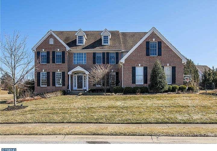 1st image of 7 Berkshire Ct