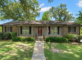 1818 Thornton Pl, Hoover, AL 35226