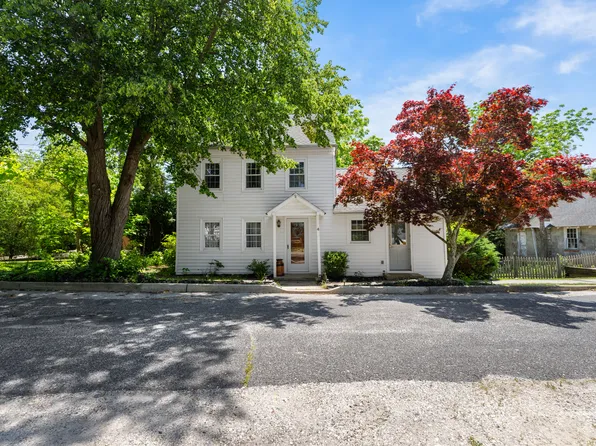 4 Water St, Egg Harbor Township, NJ 08234