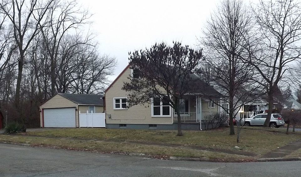 1st image of 225 S Hayden Ave