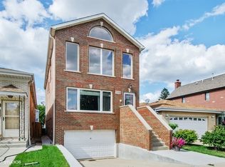 7110 W Schreiber Ave, Chicago, IL