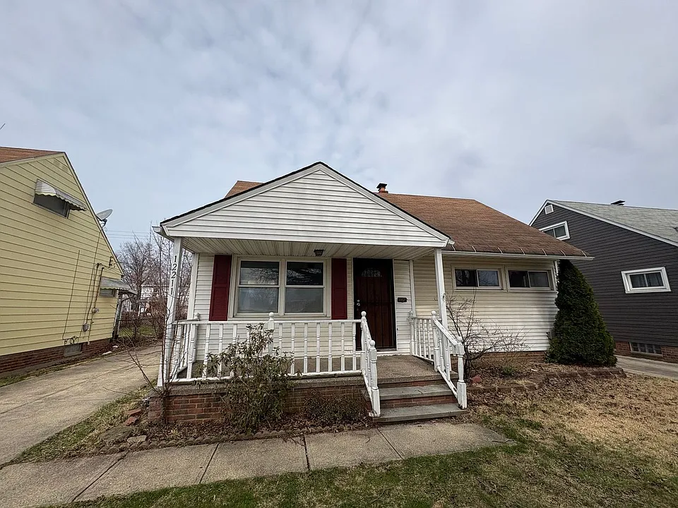 12211 Woodward Blvd