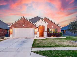 2785 Crescent Lake Dr, Little Elm, TX 75068