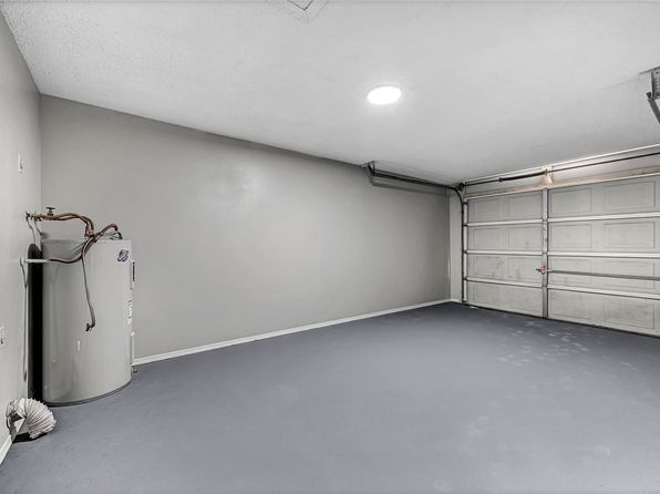 fayetteville-arkansas-448578802 picture