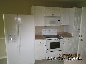 3rd image of 233A Monterey Ave
