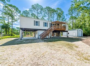 161 SE 330th St, Suwannee, FL 32680