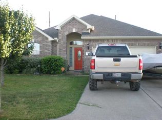 2431 Reagan Ln, Groves, TX 77619