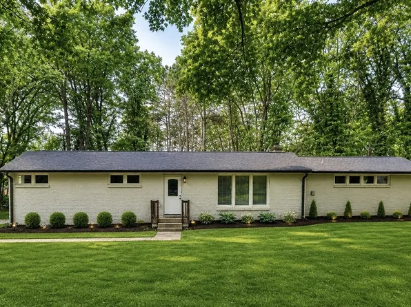 113 Pine Circle Dr, Franklin, TN 37069