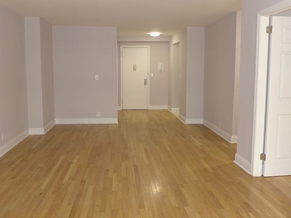 4th image of 305 E 47th St #6E