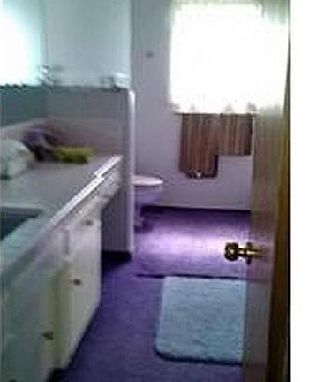 5th image of 7858 Amador Ave
