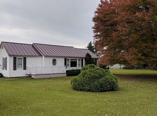23050 Findley Rd, Sturgis, MI 49091