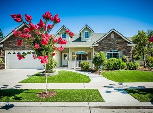 559 Prescott Ave, Clovis, CA 93619